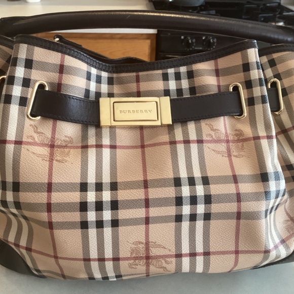 Handbag - Picture 7 of 9